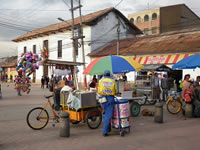 La batalla que la alcaldía de Soacha pierde con los vendedores ambulantes