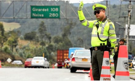 300 vehículos se han inmovilizado durante el puente festivo en Cundinamarca