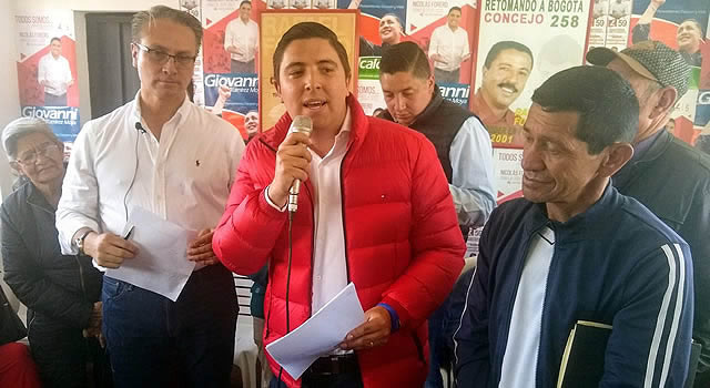 Con firma de pacto por la Ciudadela Sucre, Nicolás Forero lanza su sede política