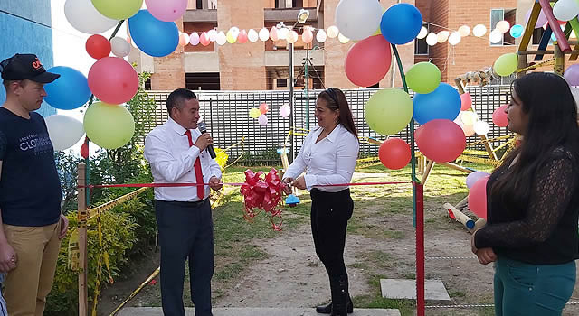 Sabana Ciprés inaugura parque infantil