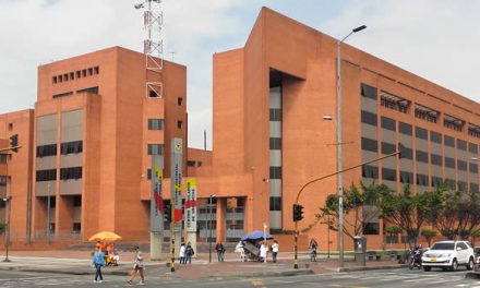 Policía de Soacha multó a funcionaria de la Secretaría de Salud de Bogotá