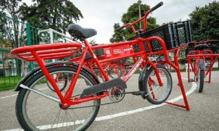 Donarán mil bicicletas a mujeres tenderas de Bogotá