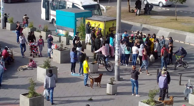 Tensión en Ciudad Verde entre vendedores informales y autoridades en el inicio de la “nueva normalidad”.
