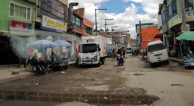 El sector de Soacha rodeado de modernas urbanizaciones y sin saneamiento básico