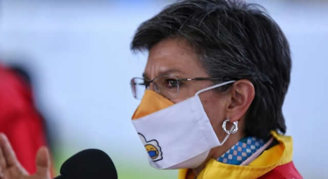 Congresistas se suman a pedir la renuncia de la alcaldesa Claudia López