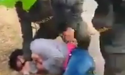 [VIDEO] Aparente caso de abuso policial con un menor de edad en Zipaquirá, Cundinamarca