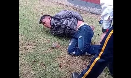 [VIDEO]  Golpiza a ladrón tras robar celular en Bogotá