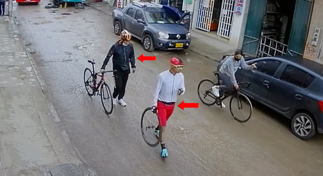 [VIDEO] Revelan video de los 2 hombres que le habrían hurtado la bicicleta a Camila Cagua en Soacha