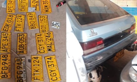 En ‘desguazadero’ de Soacha encuentran vehículos robados en Bogotá y Zipaquirá