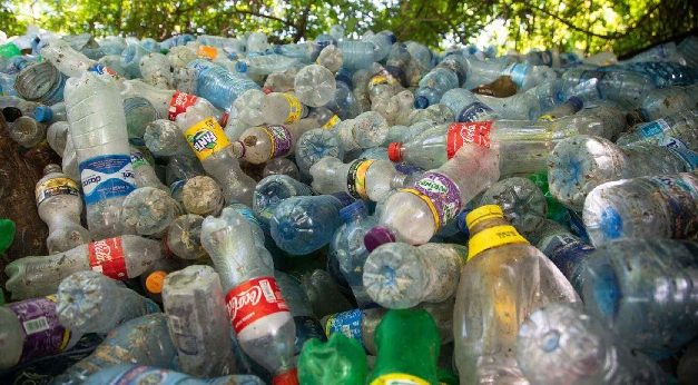 Aprueban incentivos a reciclaje de plásticos de un solo uso