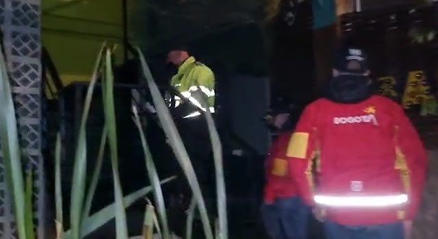 [VIDEO]  En Bogotá encuentran 35 personas en fiesta clandestina