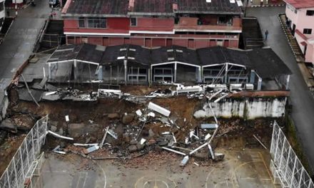 Colapso de plaza de mercado de Ubalá amenaza estabilidad de varias viviendas