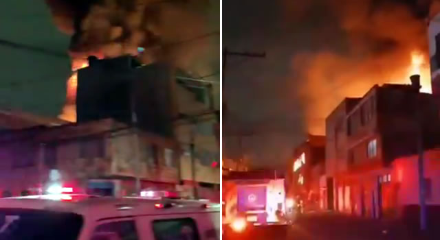 [VIDEOS] Incendio acabó con dos bodegas, un parqueadero y una carpintería en Bogotá