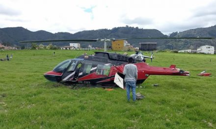 Susto por aterrizaje forzoso de helicóptero en Chía, Cundinamarca