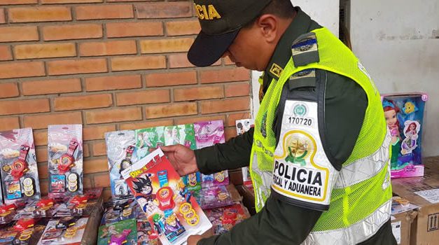 [VIDEO] Incautan cerca de 6 mil juguetes que podrían ser peligrosos para los niños de Bogotá y Soacha