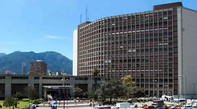 Días que no habrá atención para trámites de impuestos en Bogotá