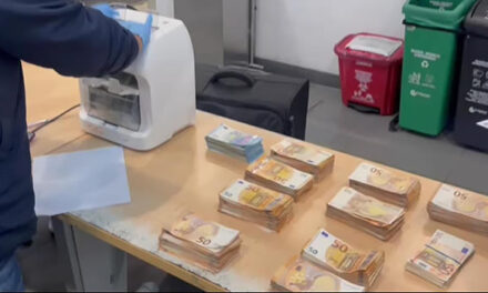 Mujer intentó ingresar divisas a Colombia de manera ilegal  