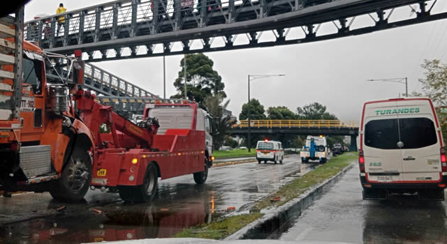 Aparatoso accidente en la autopista Norte de Bogotá