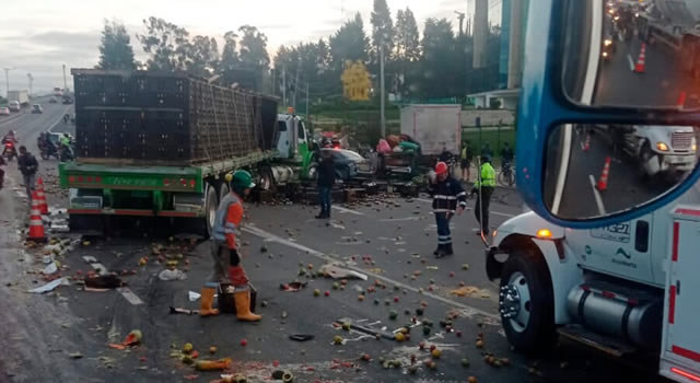 [VIDEO] Aparatoso accidente en la vía Bogotá-Chía