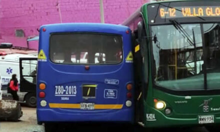 Bus del SITP chocó contra un alimentador en Bogotá, hay 16 heridos