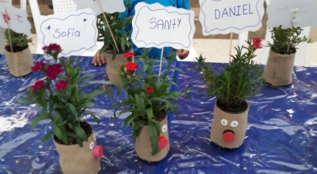 Niños de Soacha celebran su mes con el Día de la Tierra y juegos tradicionales