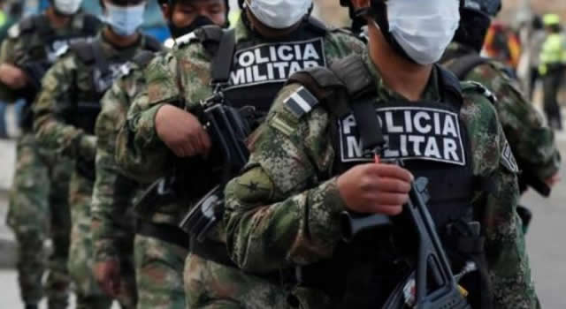 De no creer: delincuentes hurtaron el fusil a un soldado mientras patrullaba en Bogotá
