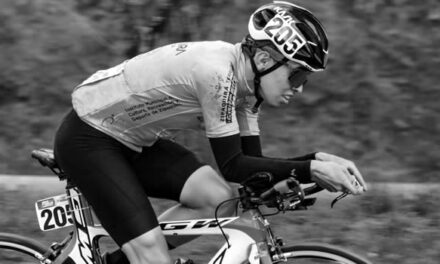 Andrés Arévalo, el ciclista cundinamarqués que falleció tras caída en la Vuelta de la Juventud