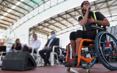 Entregan sillas de ruedas eléctricas y ayudas a personas con discapacidad en Soacha