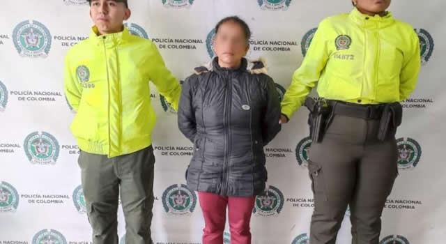 Cárcel para empleada de servicio que abusaba de una niña en un colegio de Bogotá