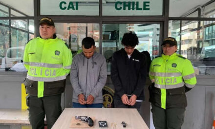 Cárcel para hombres que hurtaron costosos objetos a dueño de BMW convertible en Bogotá