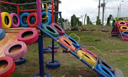 Con llantas recuperadas del río Bogotá se hacen parques infantiles en Cundinamarca