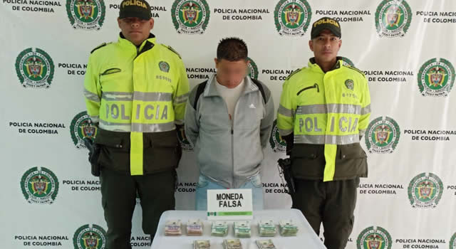 Lo pillaron con dólares falsos y lo capturaron en Bogotá
