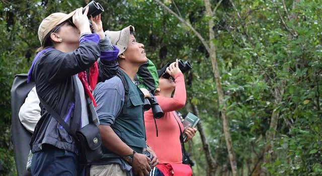 Operadores, CAR y entidades turísticas fortalecen el aviturismo en Cundinamarca