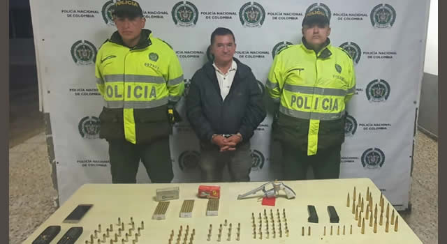Policía atendió caso de violencia intrafamiliar y encontró bolsa llena de municiones en Bogotá
