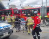 Choque entre tres buses de Transmilenio colapsa movilidad de la NQS en Bogotá