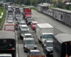 Congestión en la autopista Norte por accidente entre bus intermunicipal y un peatón