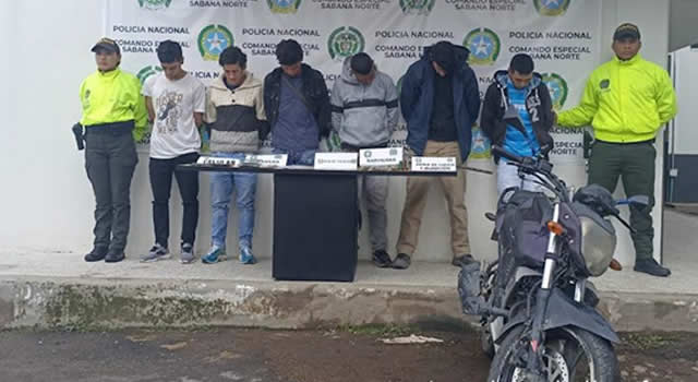 La Fiscalía General en conjunto con la Policía Nacional capturan banda criminal que distribuía marihuana, cocaína y otras sustancias alucinógenas en Zipaquirá y Nemocón.