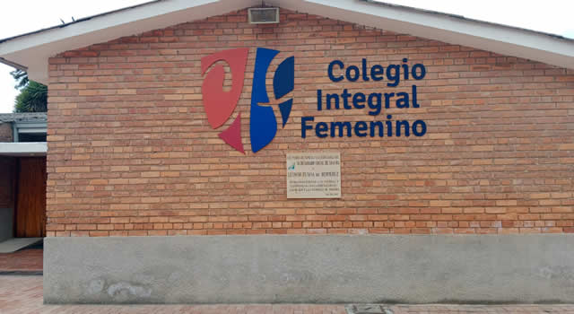 Colegio Integral Femenino de Soacha activa su marca