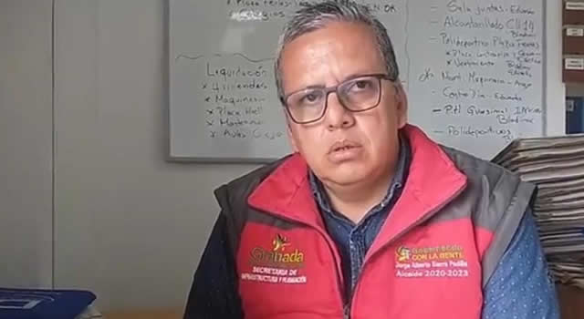 Secretario de infraestructura y planeación de Granada, Cundinamarca, Javier Cueca, responde a problema de la calle 14