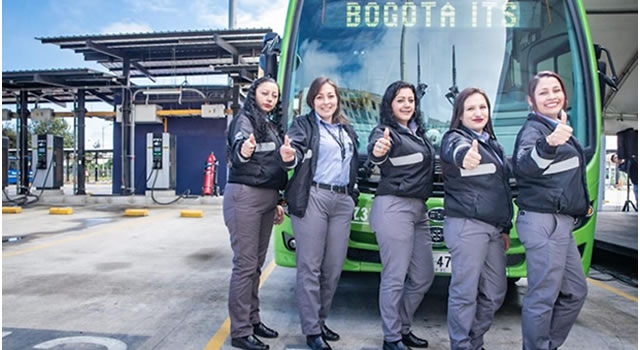 Trabajo para mujeres conductoras en Bogotá para manejar ´La rolita´