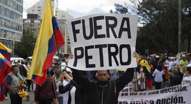 Protestas hoy en Colombia en contra del gobierno Petro
