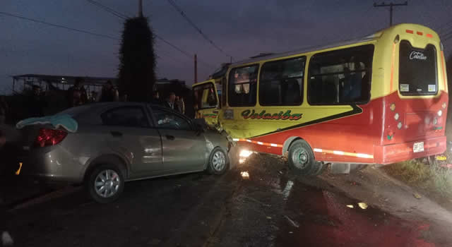 Aparatoso accidente en la vía a Sibaté, Cundinamarca