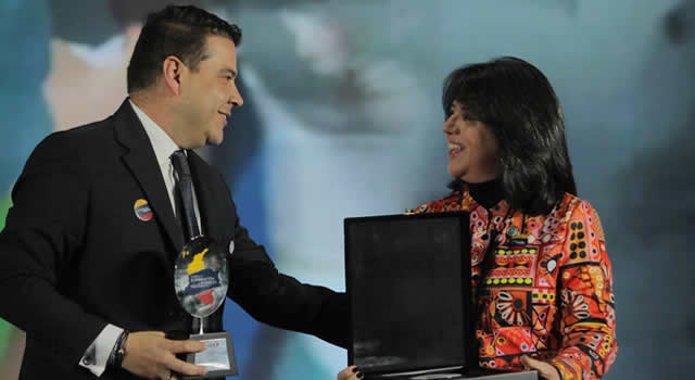 Cundinamarca ganó el premio 'Superación de la Pobreza', de Colombia Líder