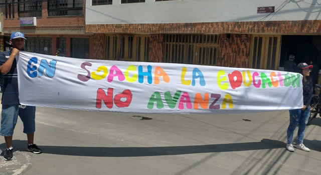 La educación en Soacha no avanza con Saldarriaga, hay hacinamiento y faltan recursos y mobiliario