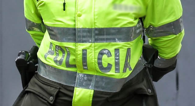 Capturan a un presunto policía que participó en el robo de una camioneta en Bogotá