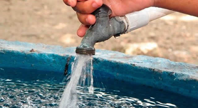 La CAR busca mejorar el servicio de agua en municipios de Cundinamarca