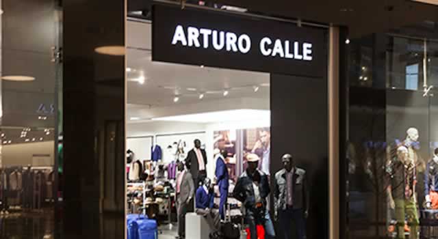 Arturo Calle abrió vacantes sin experiencia y con buenos sueldos