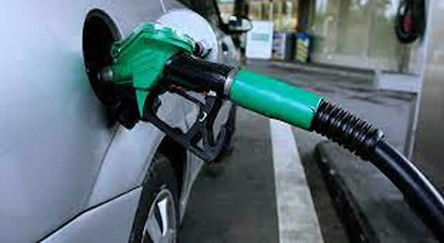 Nuevamente un golpe al bolsillo: la gasolina subió 600 pesos en este mes de mayo