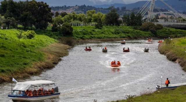 Ciudadanos podrán recorrer el río Bogotá en botes a través de la iniciativa ‘Navegando con Sentido’