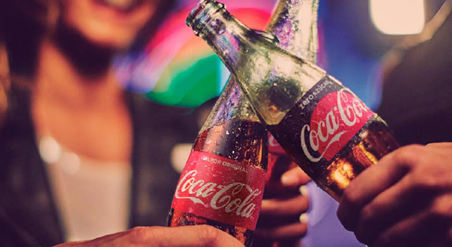 Inversiones personales: ¿es una buena idea comprar acciones de Coca Cola en 2023?